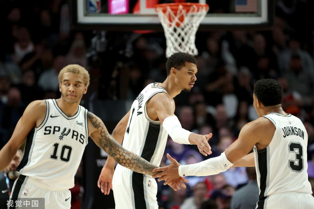 他是一个天 他是一个天